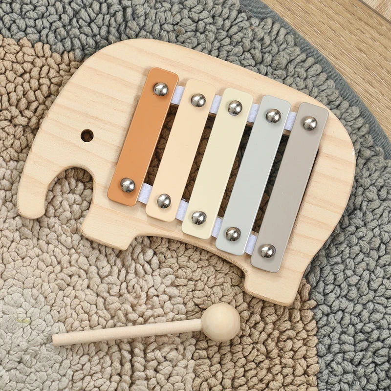 Xylophone bébé Petit éléphant en bois, jouet éducatif idéal pour initier les enfants à la musique.