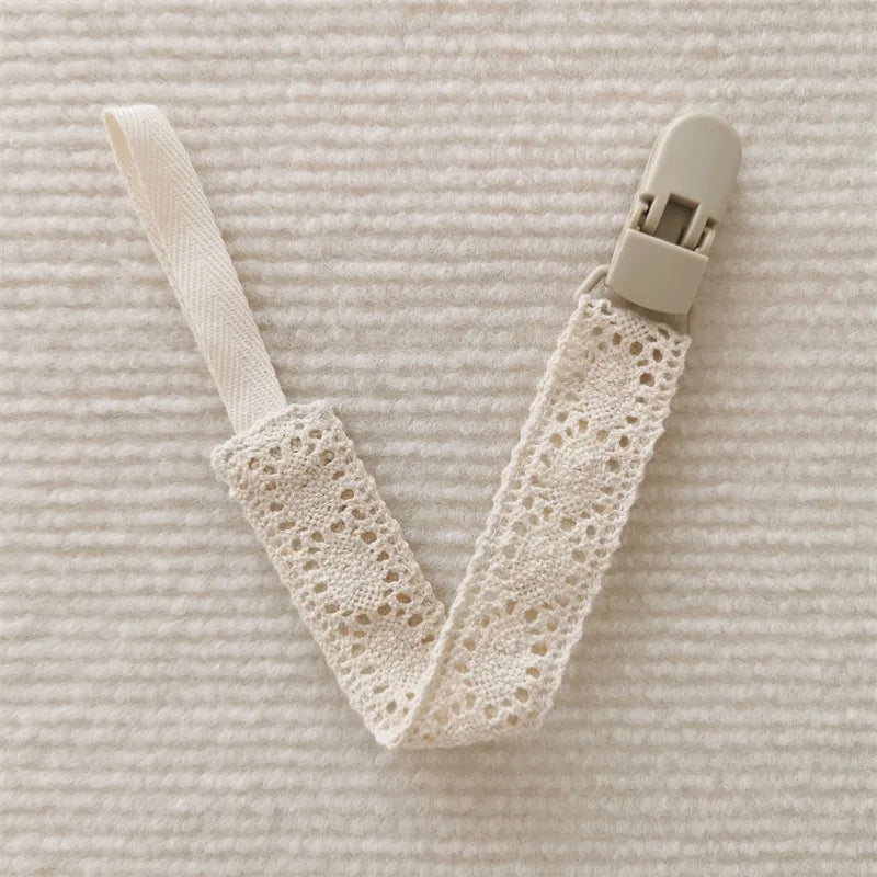 Attache Tétine Fille Petite Dentelle